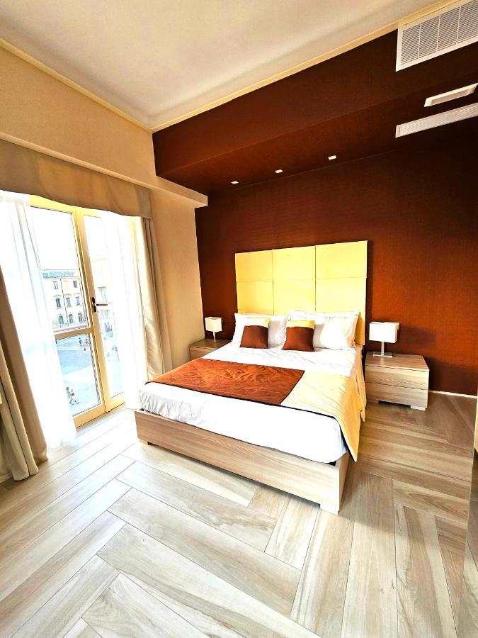 Trilogy Prestige - Central Premium Suites Lecce Luaran gambar