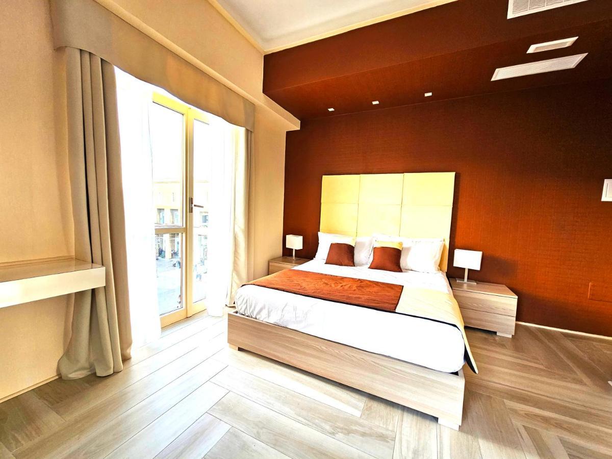 Trilogy Prestige - Central Premium Suites Lecce Luaran gambar